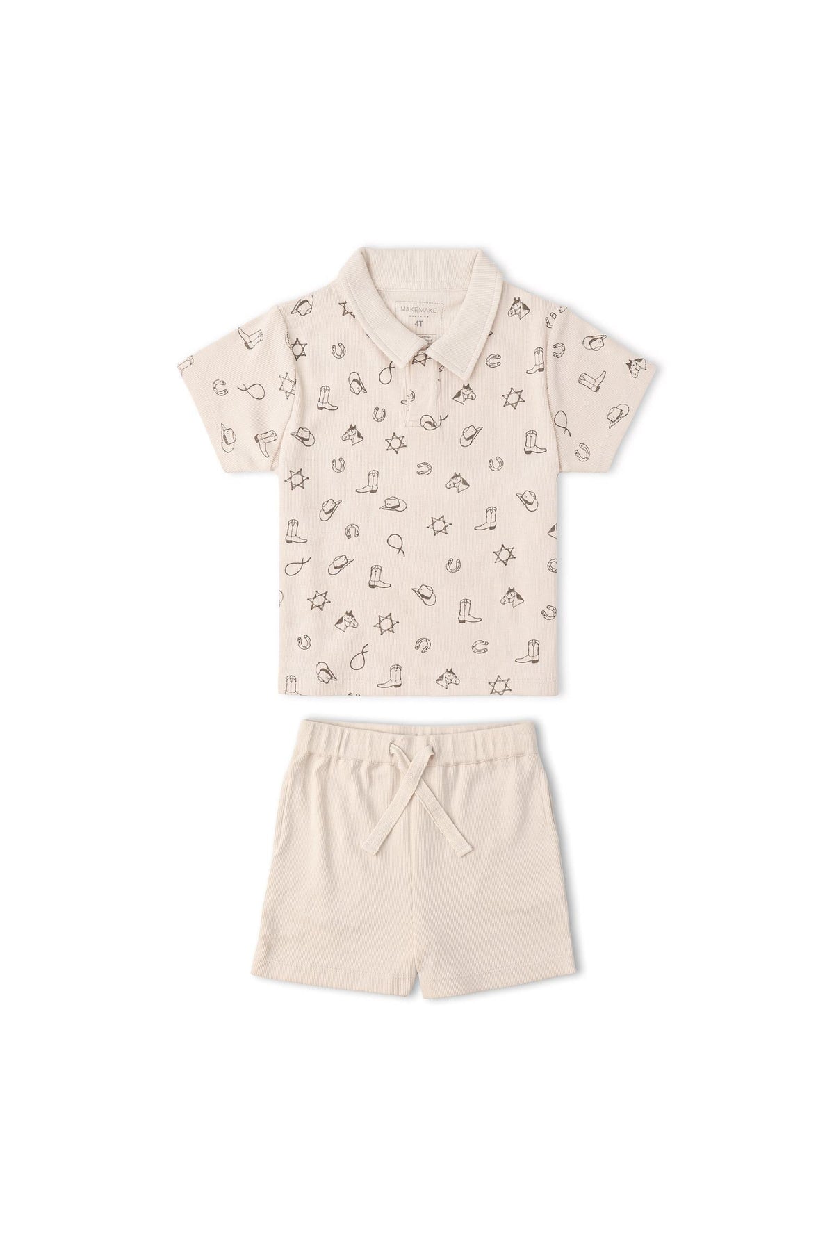 A light beige organic cotton collar tee features a playful rodeo print, paired with matching shorts. This comfy set is ideal for sunny day adventures and playful activities.