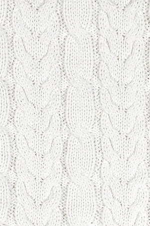 Close-up of a soft white organic cotton cable knit pattern, showcasing a chunky texture. This cozy fabric is ideal for baby blankets and other sustainable textile products.