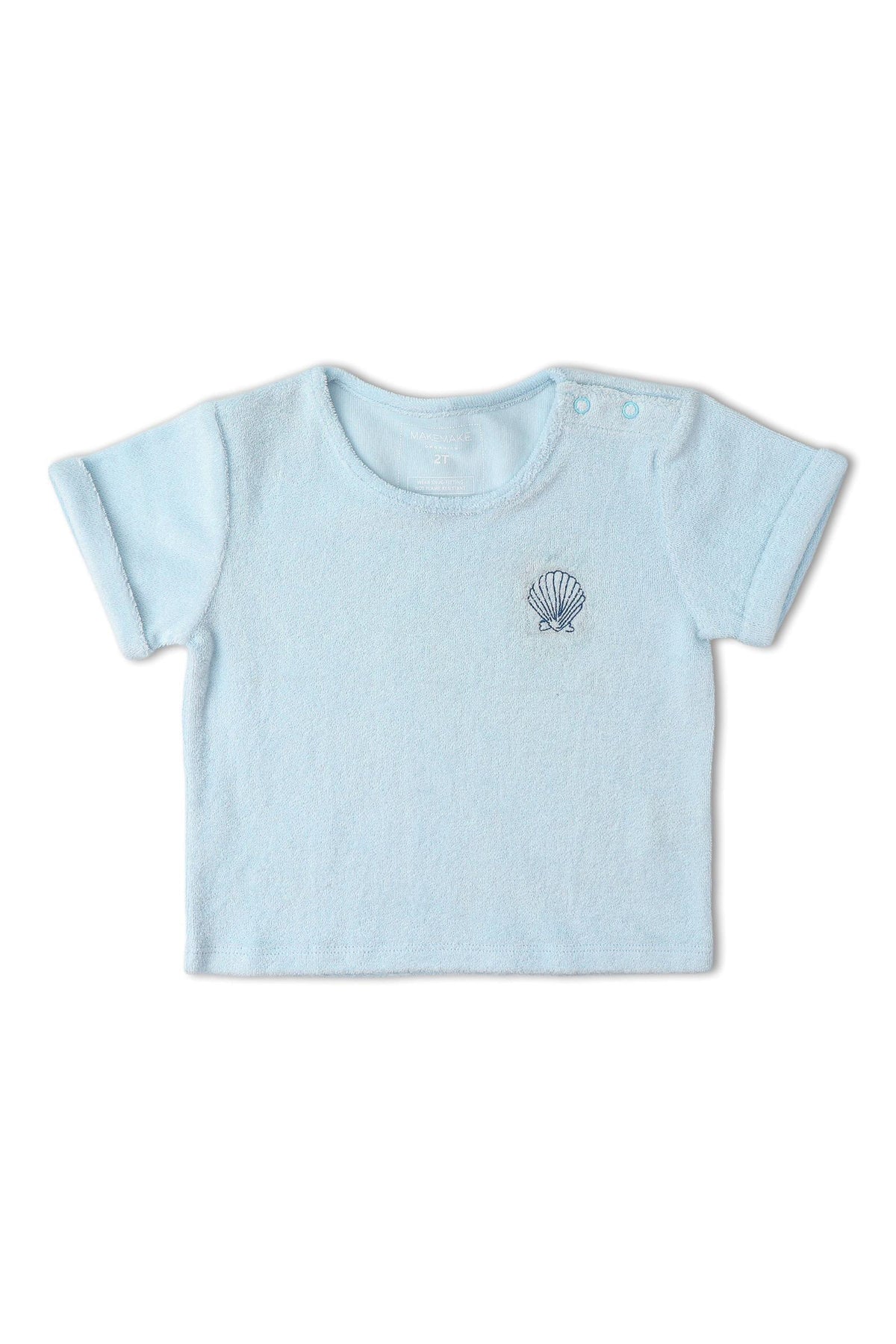 Light blue organic terry tee featuring a soft, towel-like texture and a shell embroidery on the chest. Designed for comfort and style, perfect for warm days and casual wear.