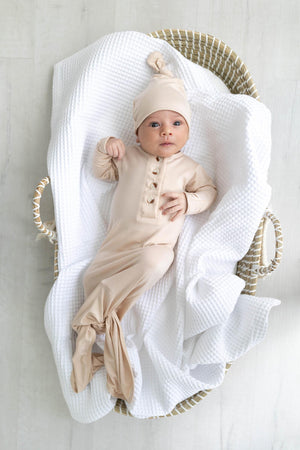 Knotted Baby Gown & Hat Set | Sand/Honey | Modal