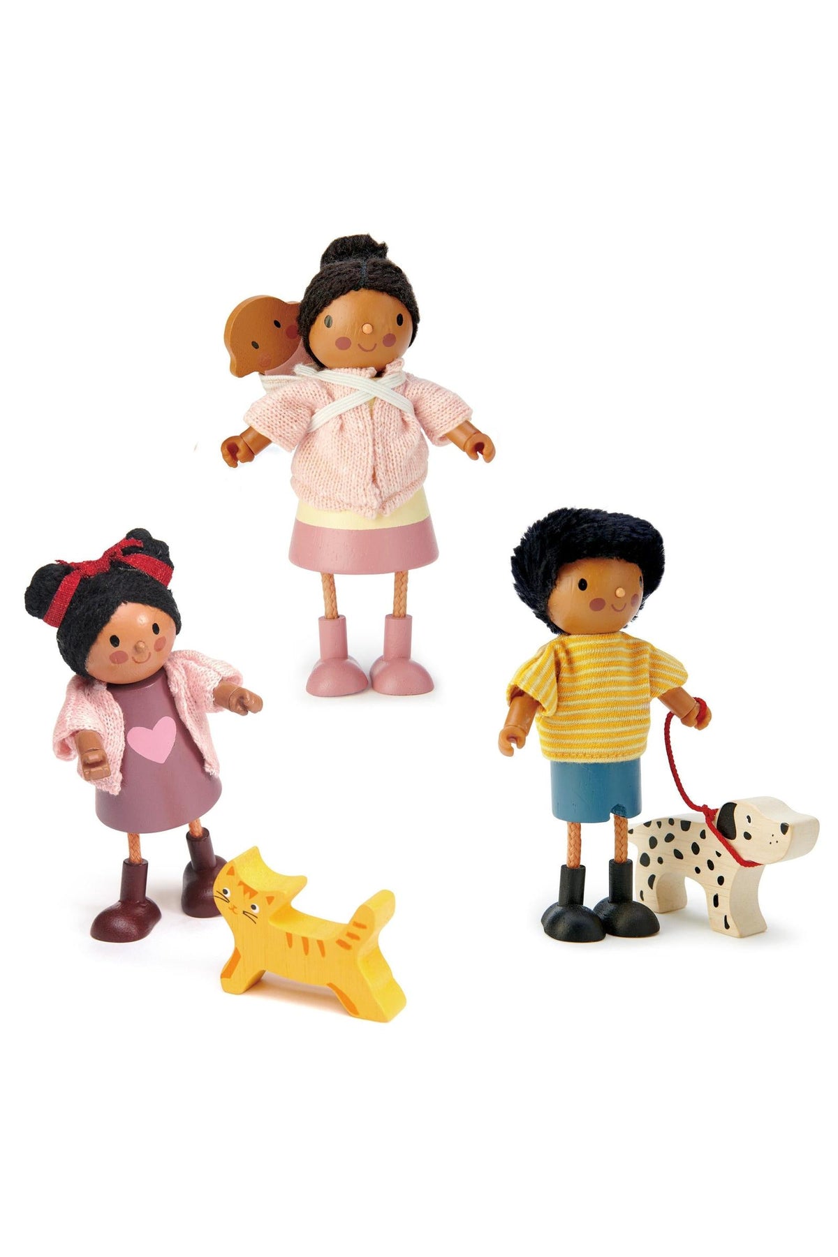 Wooden dolls in colorful outfits with knitted details, accompanied by a spotted dog and orange cat.