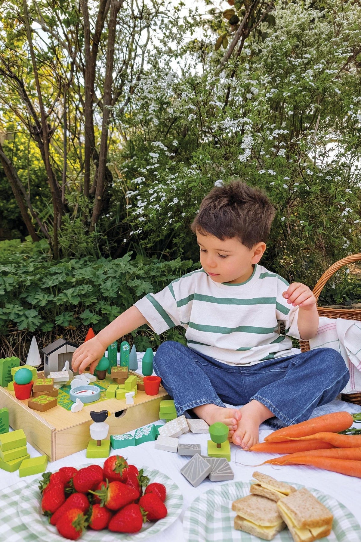 Little Garden Designer | Tender Leaf Wooden Toys