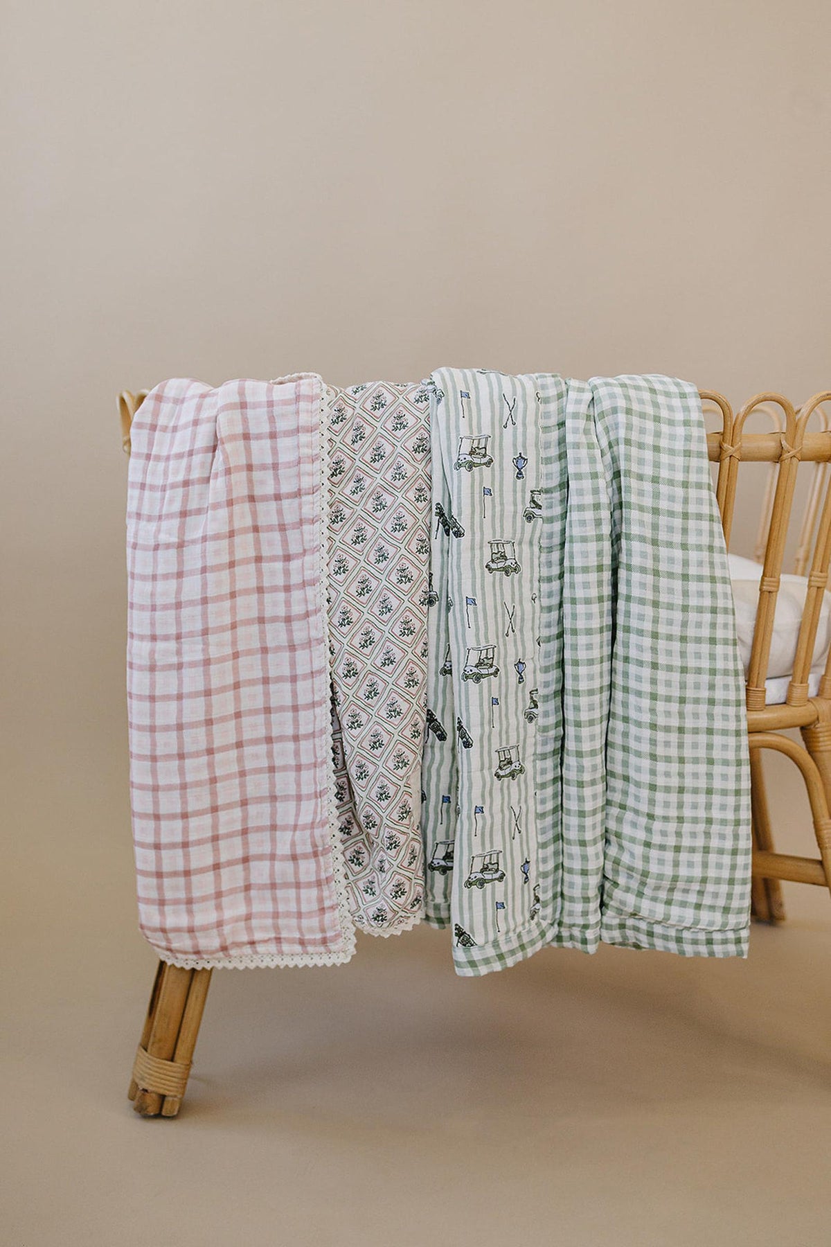 Tee Time + Green Gingham Lightweight Muslin Quilt
