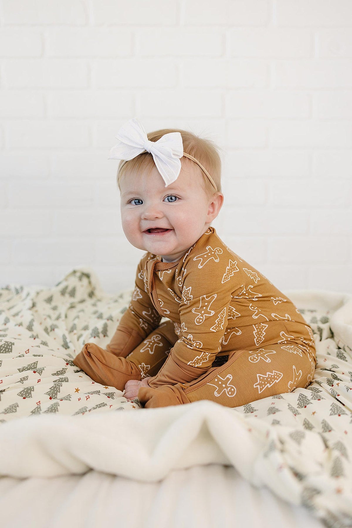 Gingerbread Zipper Pajama | Bamboo | Baby Essentials