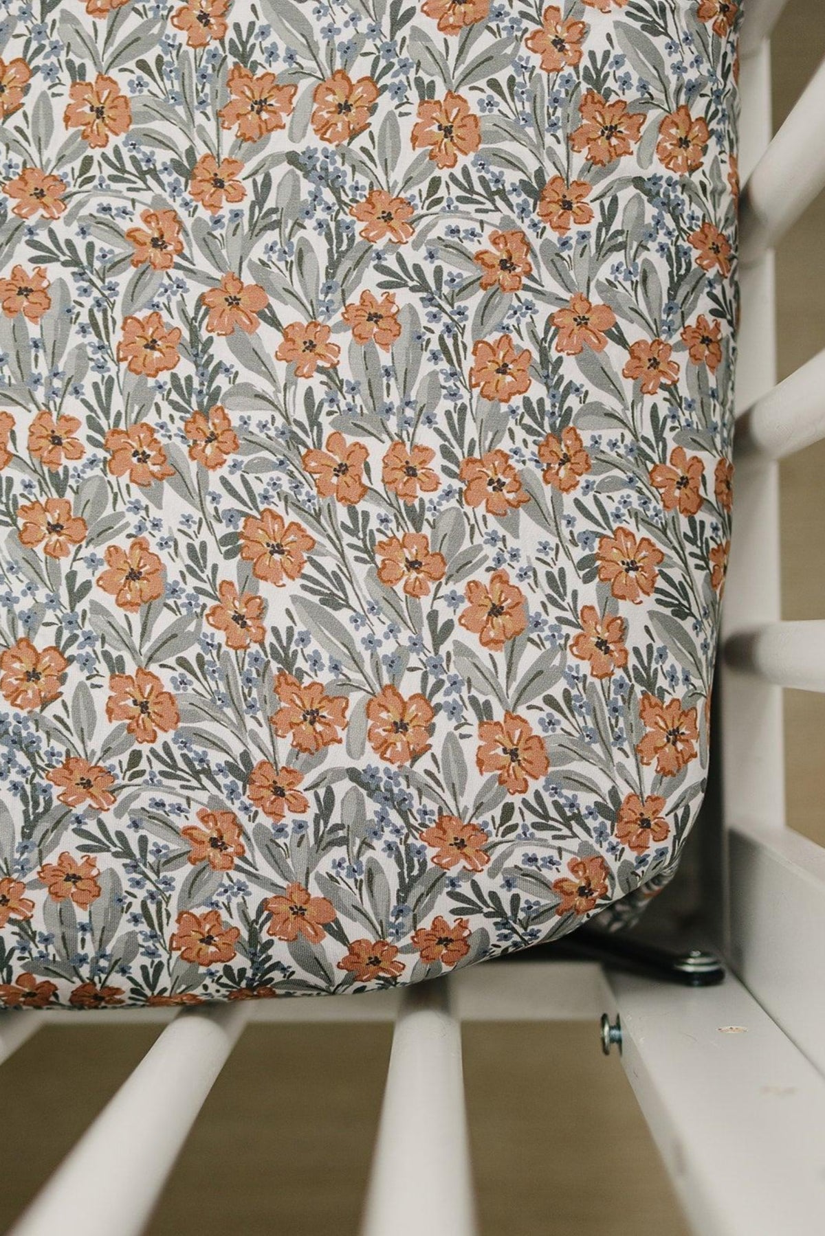 Mebie Baby  Dainty Meadow Stretch Crib Sheet | Bamboo | Baby Essentials