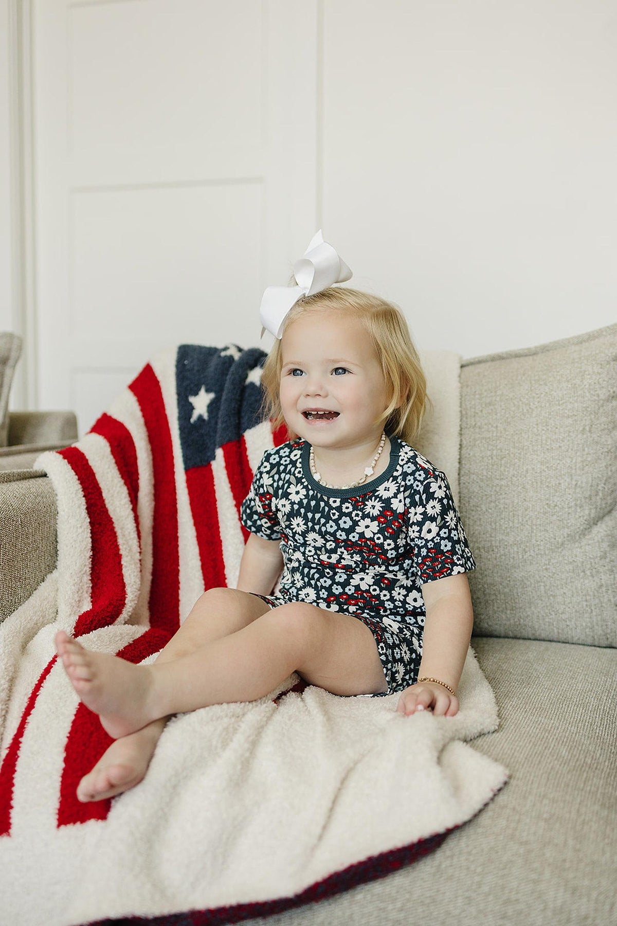Mebie Baby  Americana Floral Ribbed Cozy Shorts Set | Bamboo