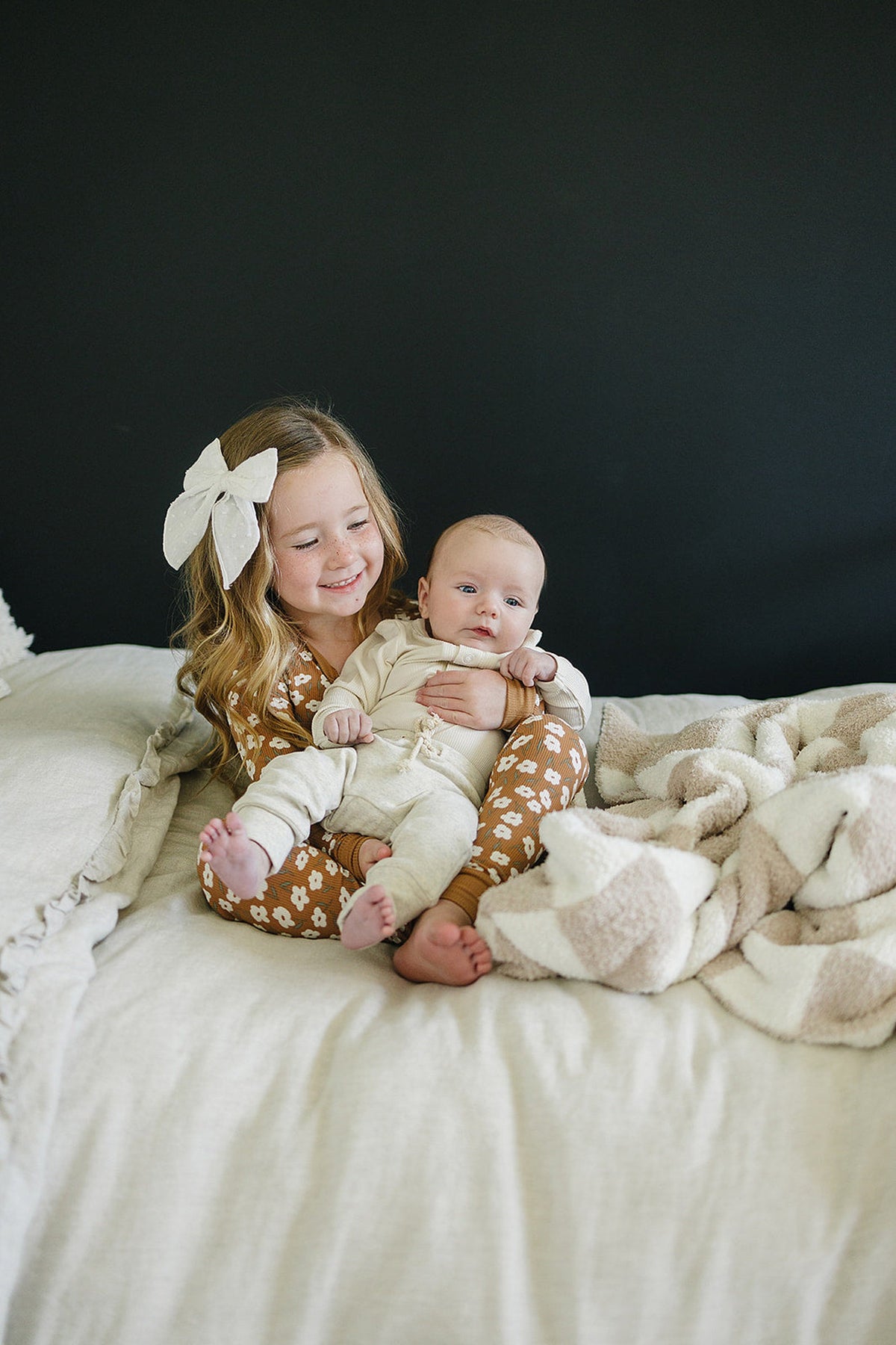 Mebie Baby  Cream Snap Long Sleeve Ribbed Bodysuit | Bamboo | Baby Essentials