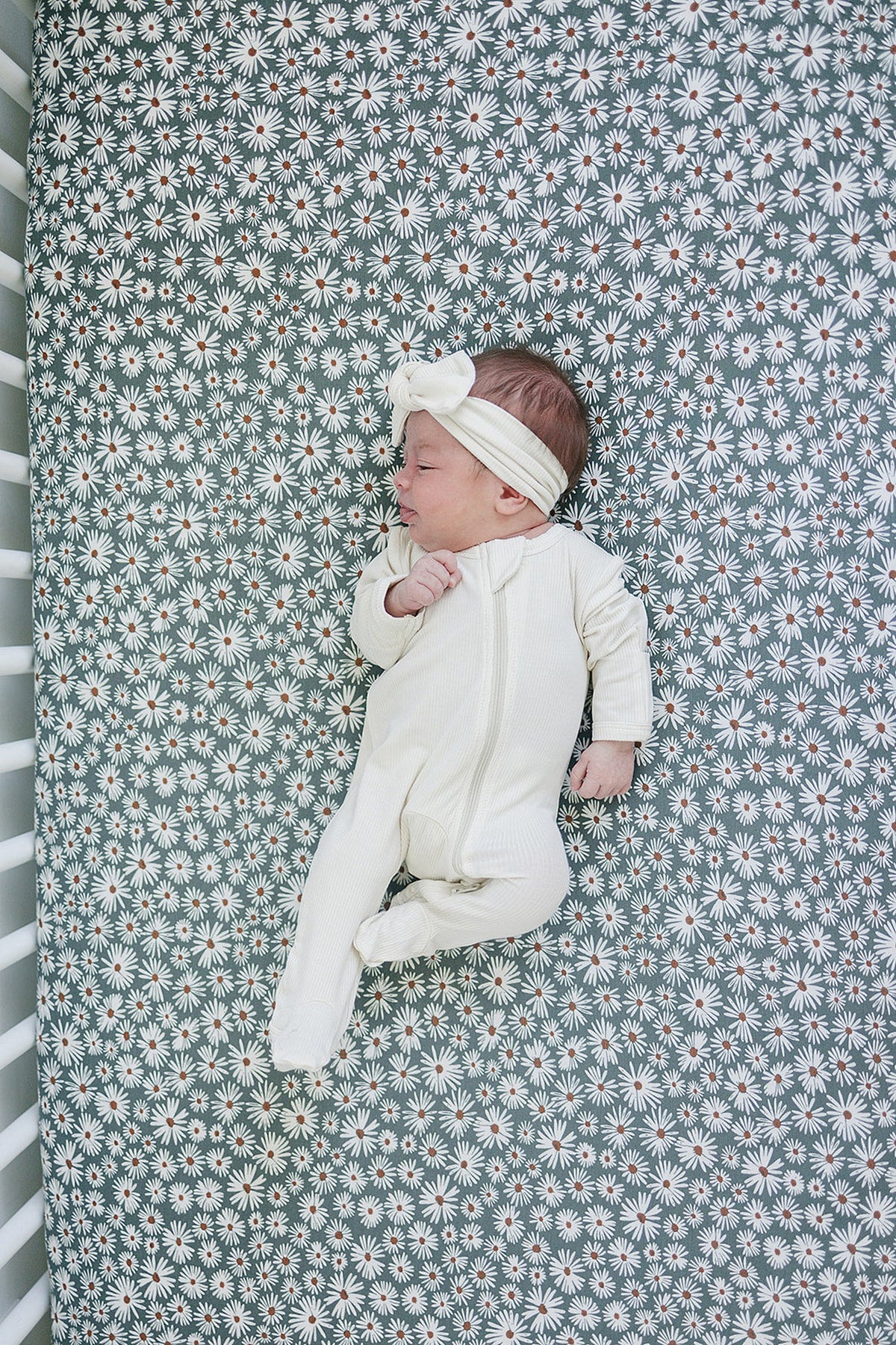 Dark Green Daisy Stretch Crib Sheet | Bamboo | Baby Essentials