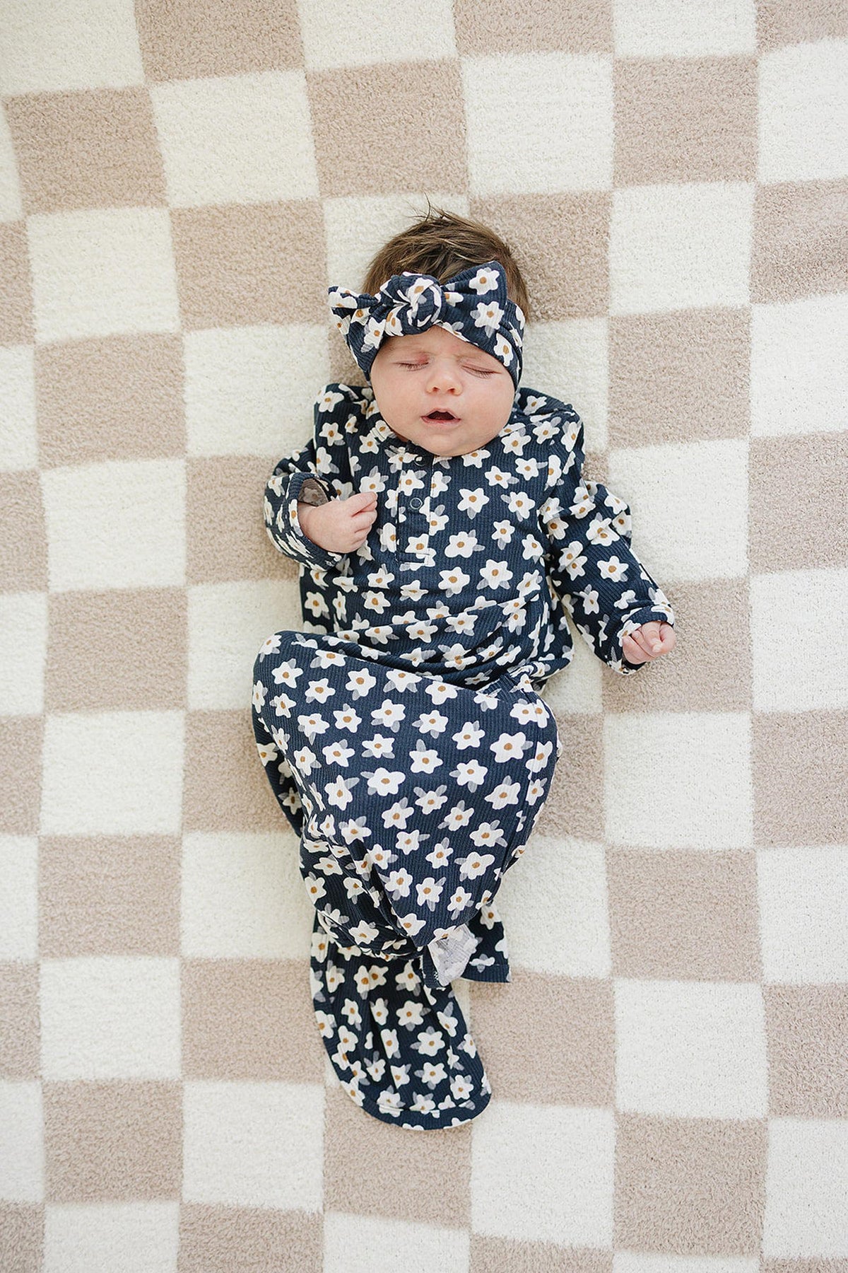 Navy Daisy Ribbed Knot Gown | Bamboo | Baby Essentials